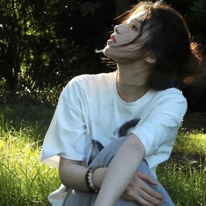 乘风而上的她